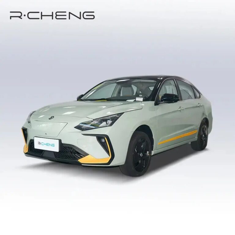 Dongfeng Fengshen E70 EV New Energy Sedan Pure Electric EV Car Dongfeng Fengshen E70 For Adult