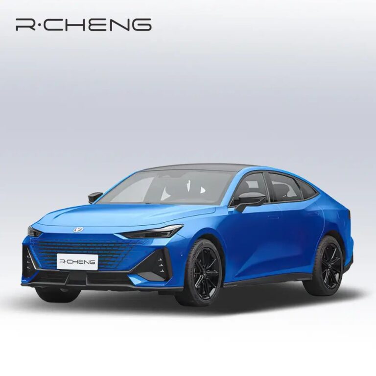 Changan Uni-V Cars Wholesale Changan Uni-V The Car Uses Gasoline Petrol Cars Gas Vehicle In Stock
